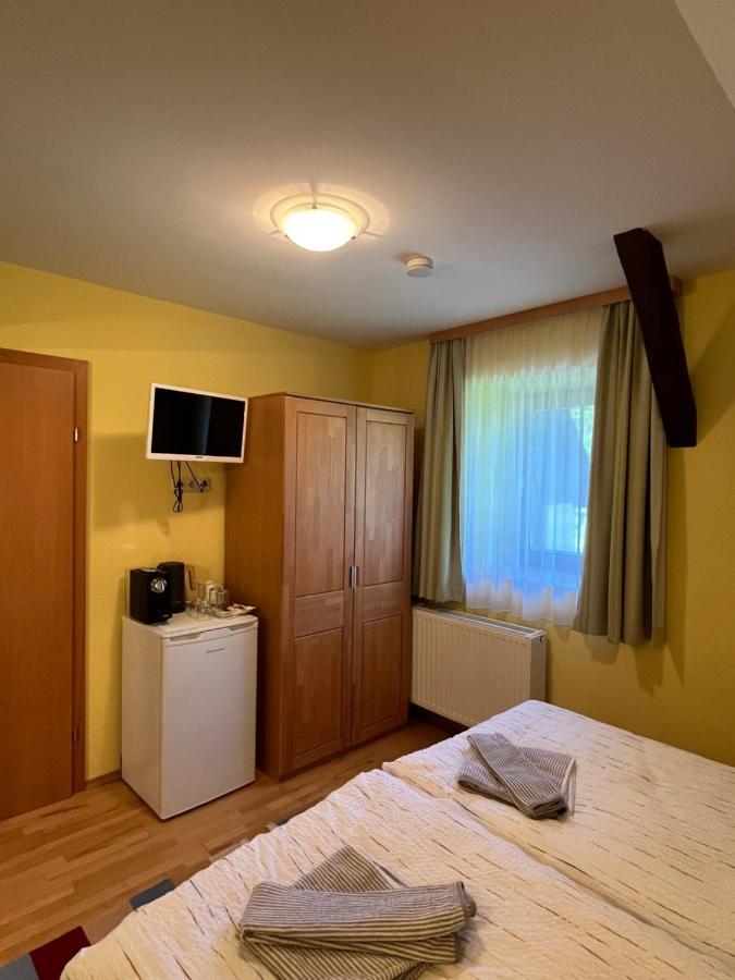 Privatzimmer Familie Pair/Schmoll Spital am Semmering Rom bilde